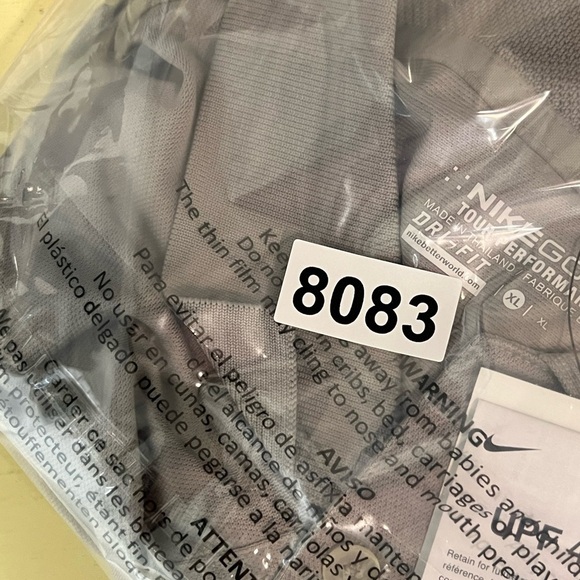 NWT Nike Golf Performance Stretch Cotton UPF 40 Sun Men's Gray Polo Shirt - Picture 8 of 8